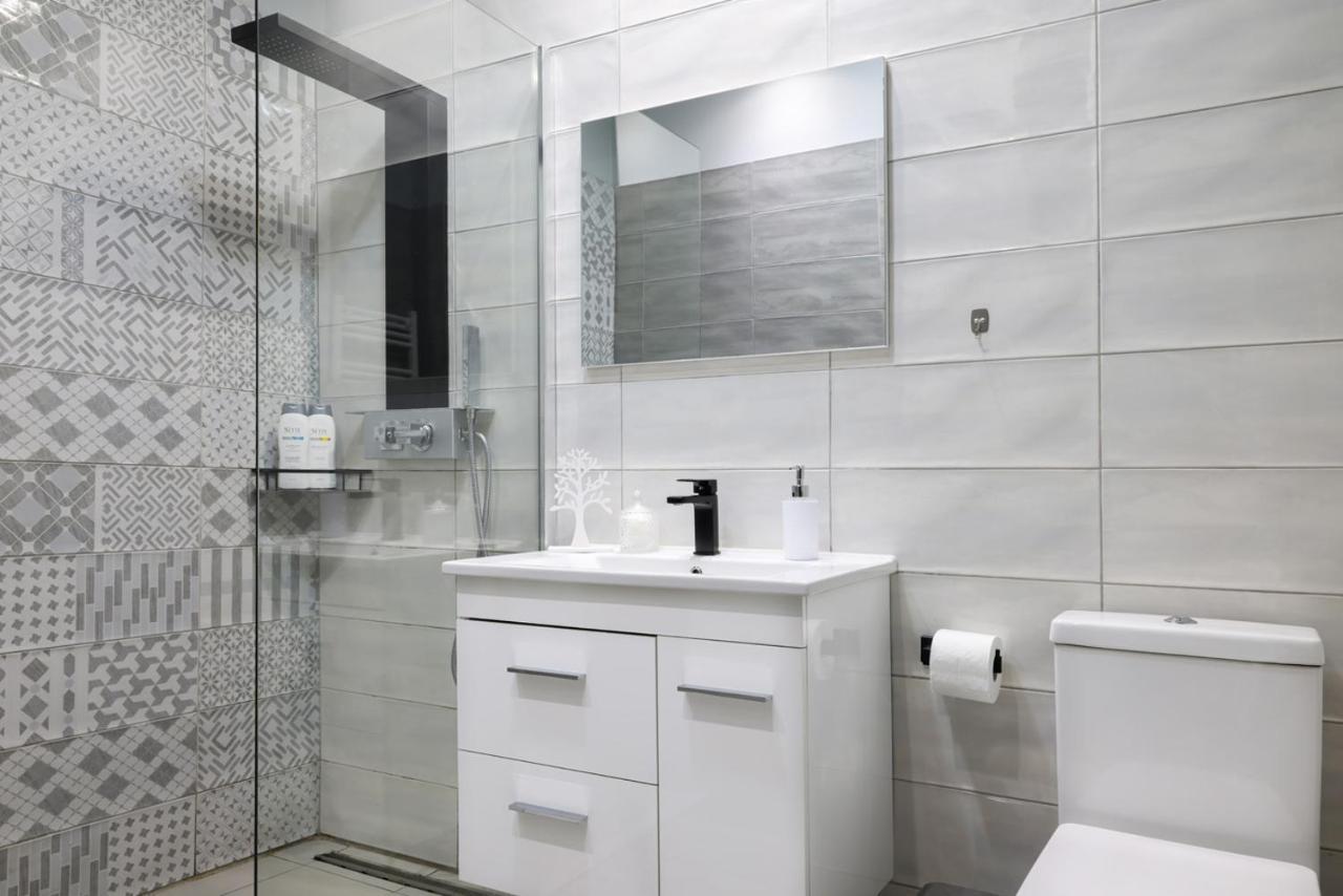 Comfort & Relax Apartment In Athens Riviera Zewnętrze zdjęcie